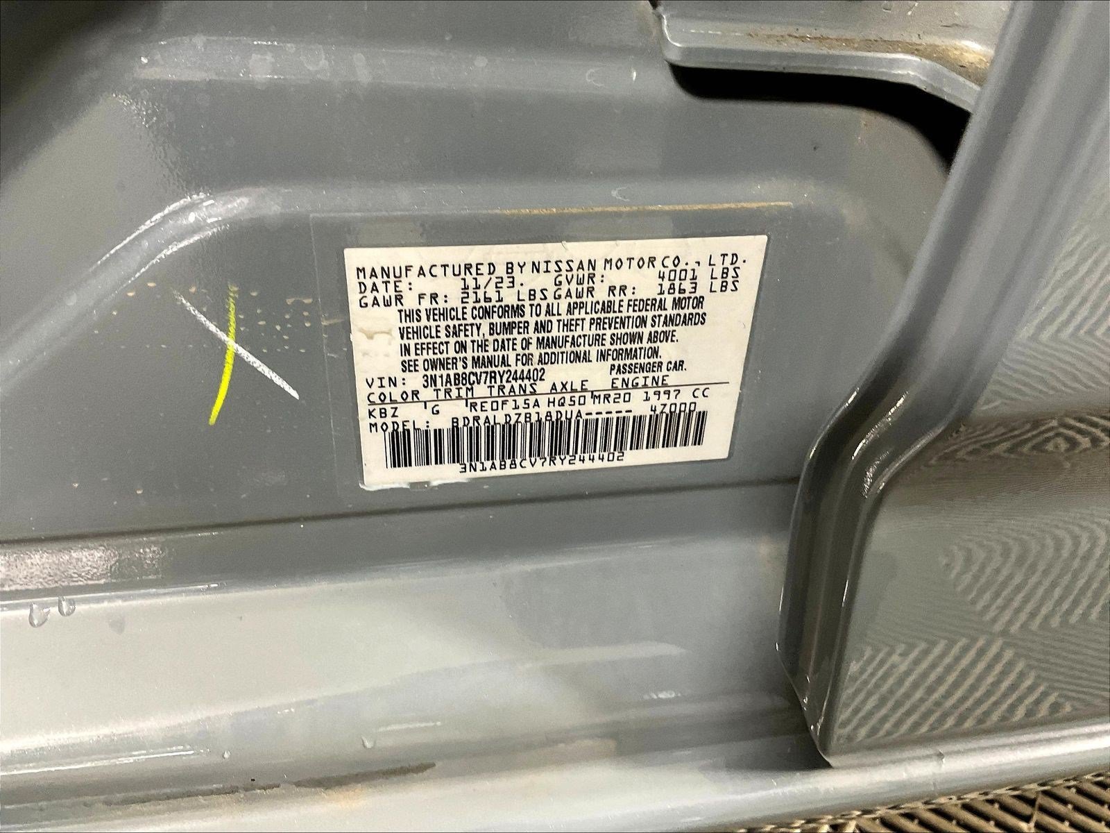 Used 2024 Nissan Sentra SV FWD image 19