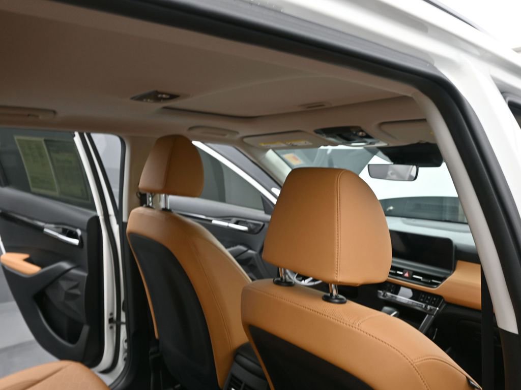 Used 2024 Kia Seltos EX image 12