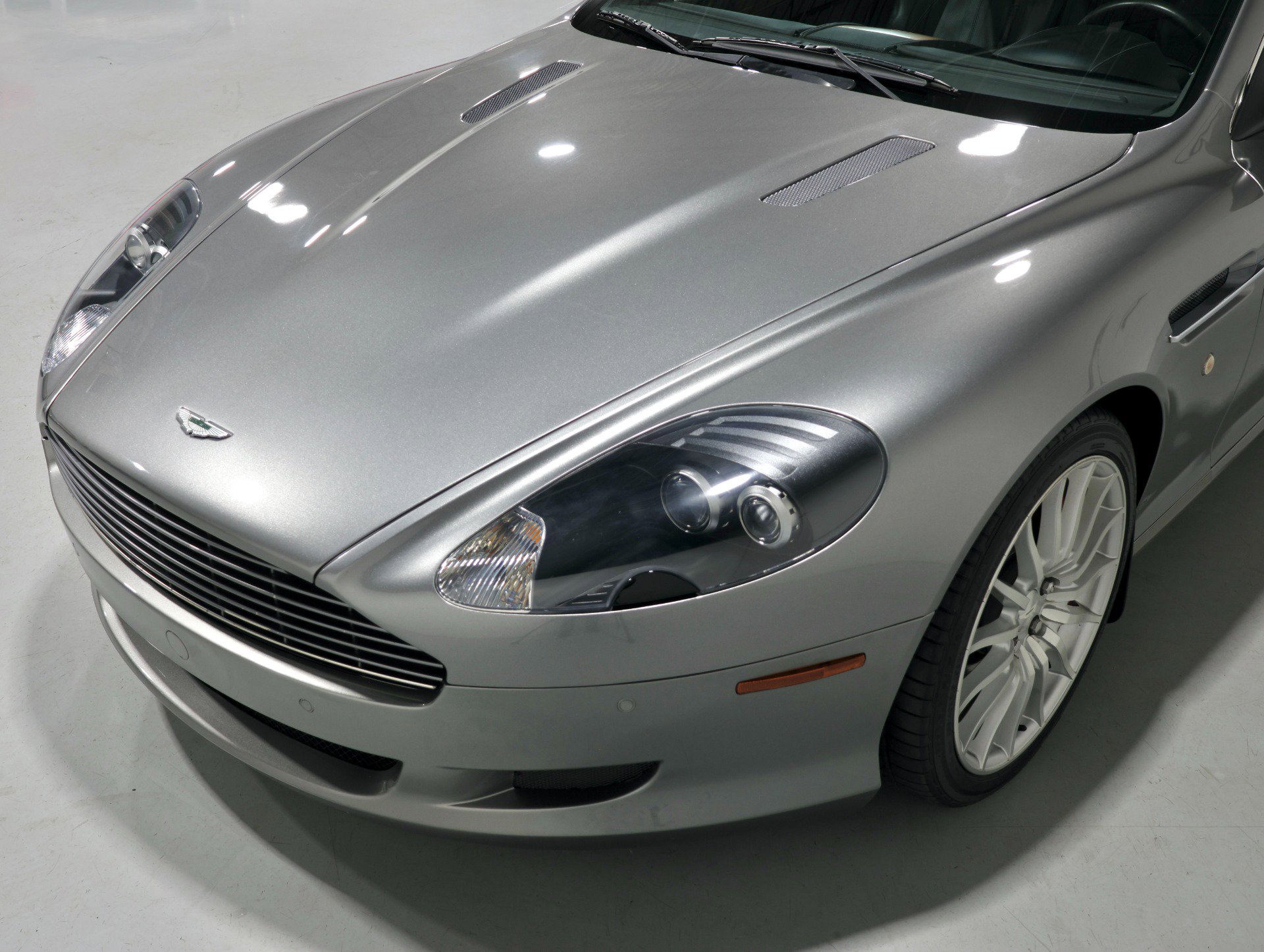 Used 2008 Aston Martin DB9 Volante RWD image 91