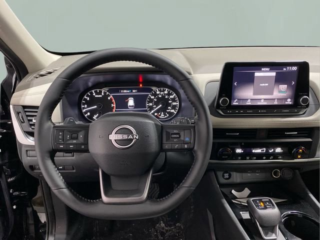 Certified 2025 Nissan Rogue SV AWD/4WD image 13
