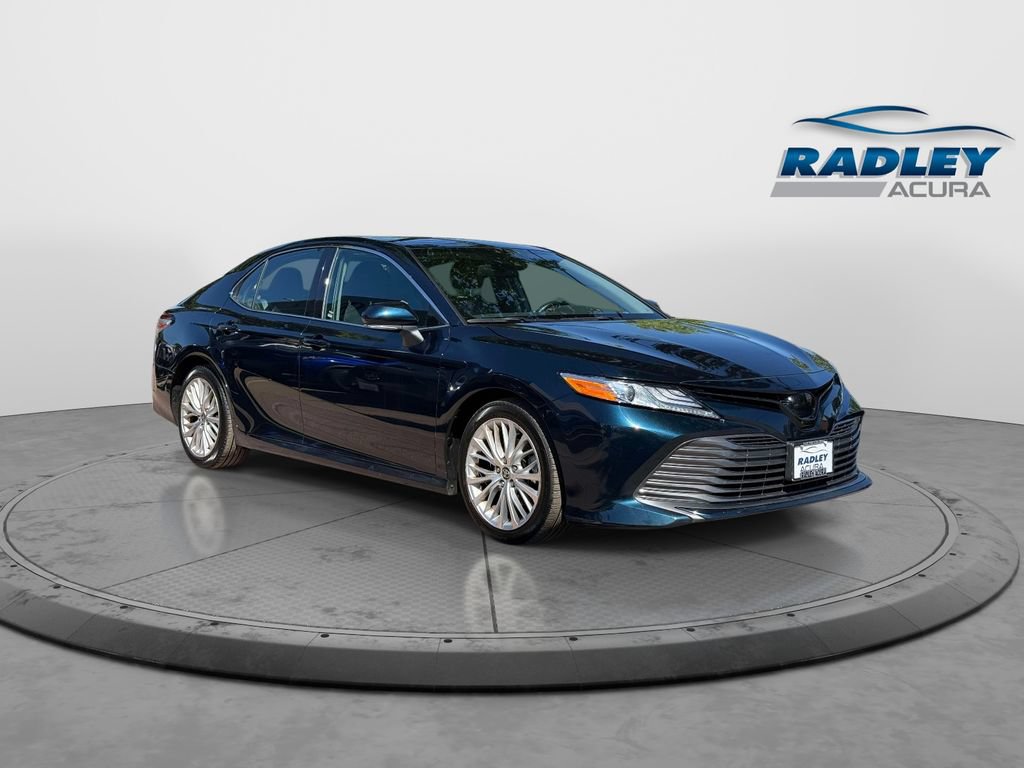 Used 2020 Toyota Camry XLE