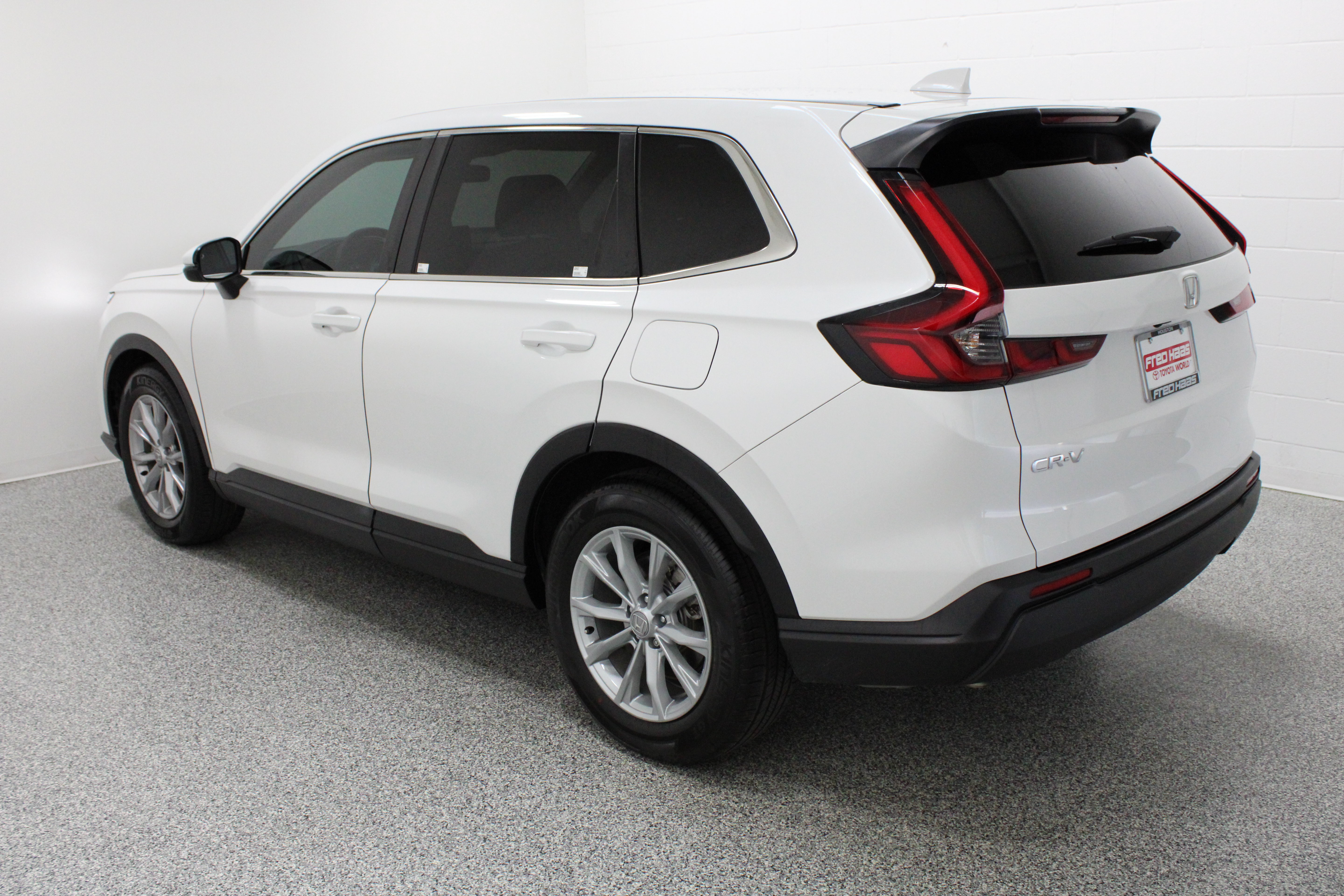 Used 2025 Honda CR-V EX image 9