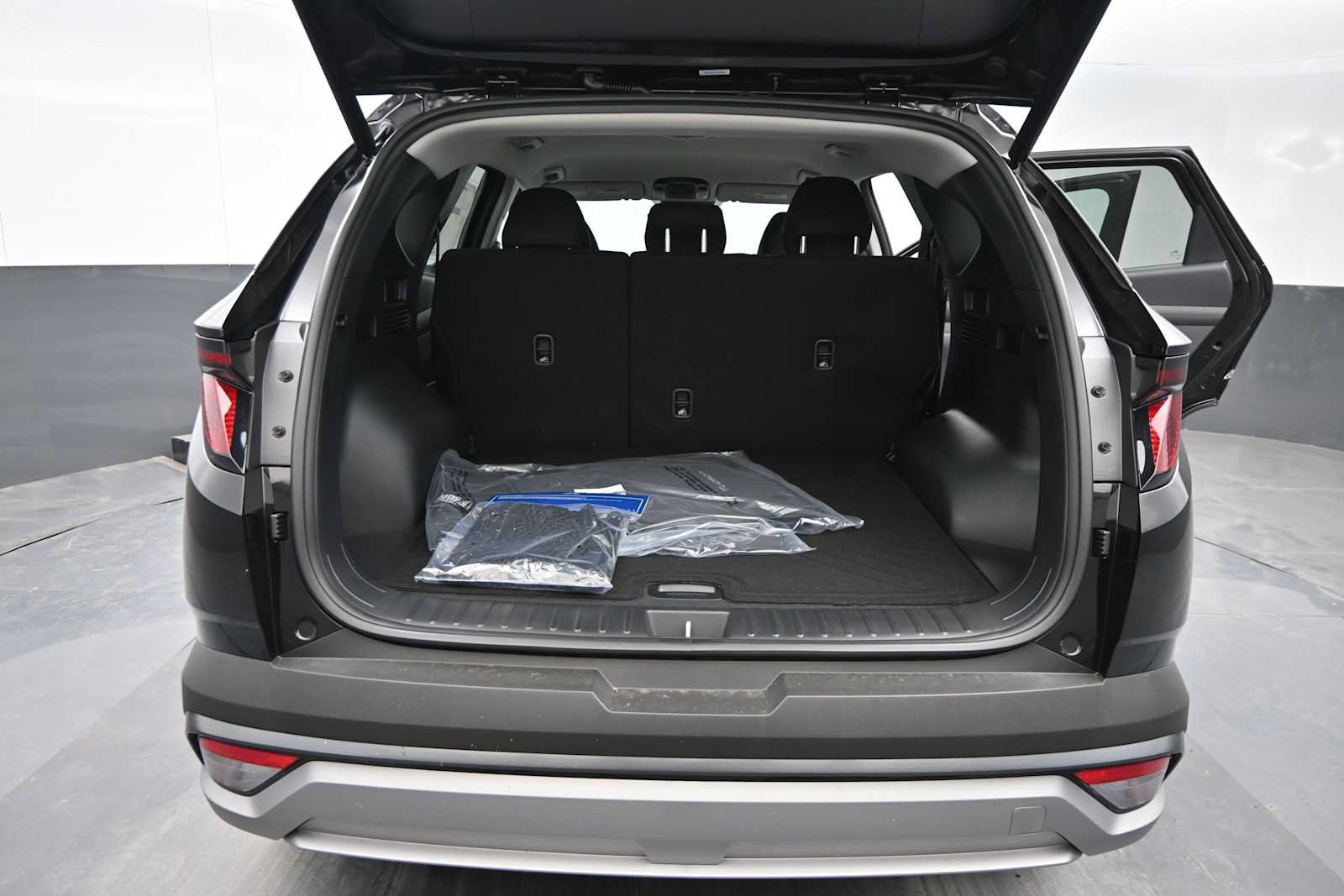 New 2026 Hyundai Tucson SEL AWD/4WD image 13