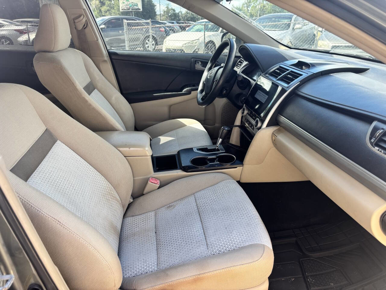 Used 2012 Toyota Camry L FWD image 5