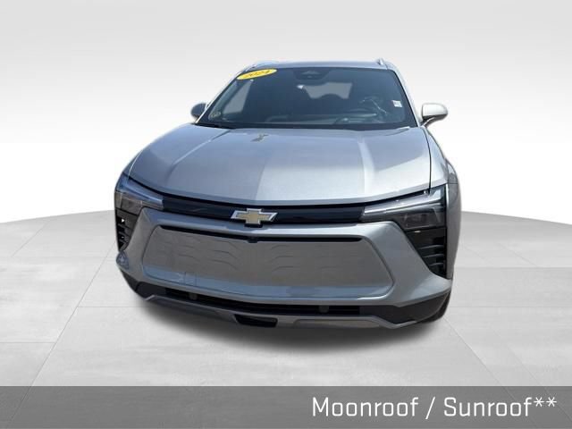 Used 2024 Chevrolet Blazer EV LT AWD/4WD image 5