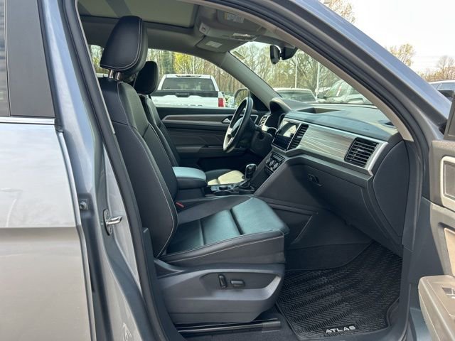 Used 2023 Volkswagen Atlas SEL image 16