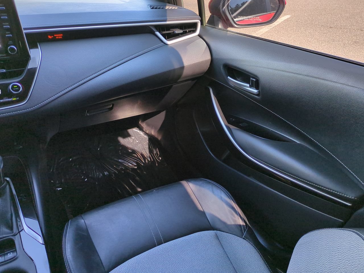 Used 2019 Toyota Corolla XSE FWD image 16