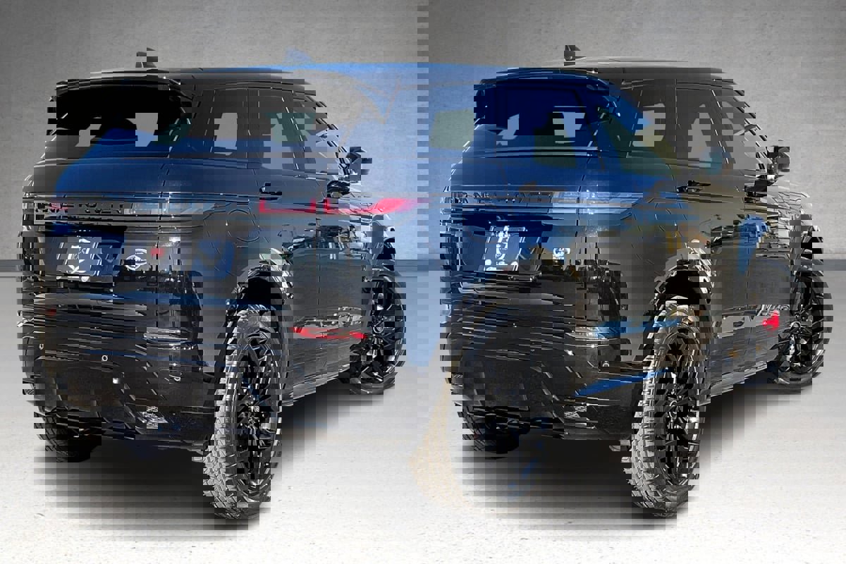 Used 2023 Land Rover Range Rover Evoque R-Dynamic S image 32
