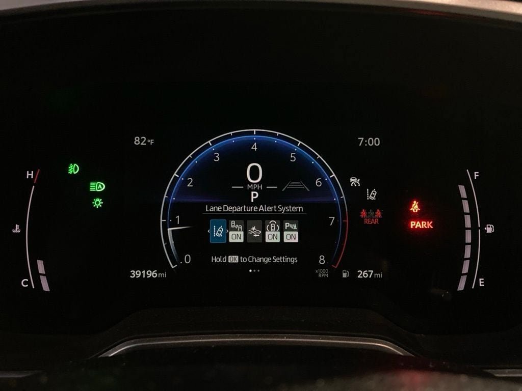 Certified 2024 Toyota Corolla Cross XLE w/ Convenience Package FWD image 16