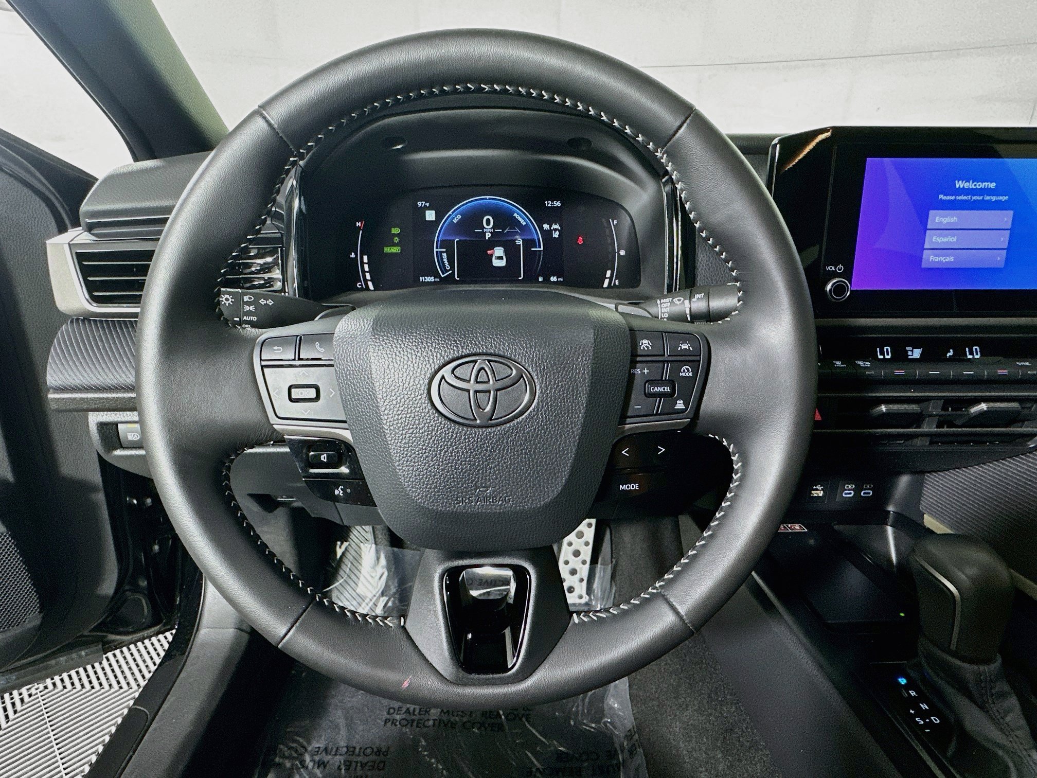 Used 2026 Toyota Camry SE FWD image 15