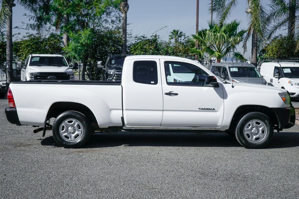 Used 2014 Toyota Tacoma 2WD Access Cab w/ Convenience Package image 9