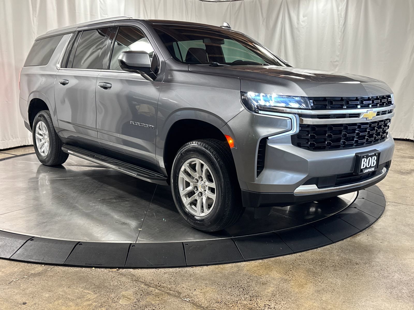 Used 2021 Chevrolet Suburban LS AWD/4WD image 7
