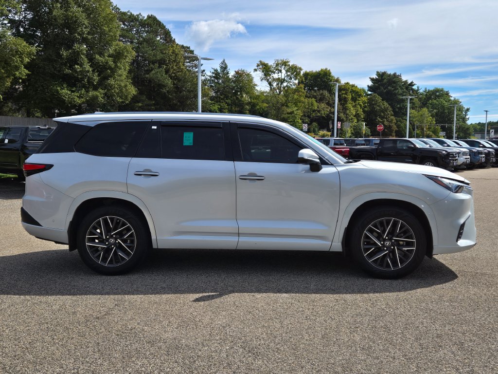 Used 2024 Lexus TX 350 AWD w/ Captains Chair Package image 7