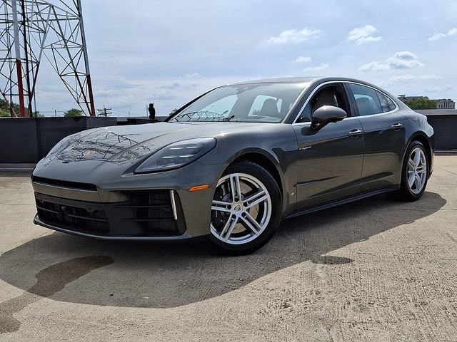 New 2026 Porsche Panamera 4 image 1