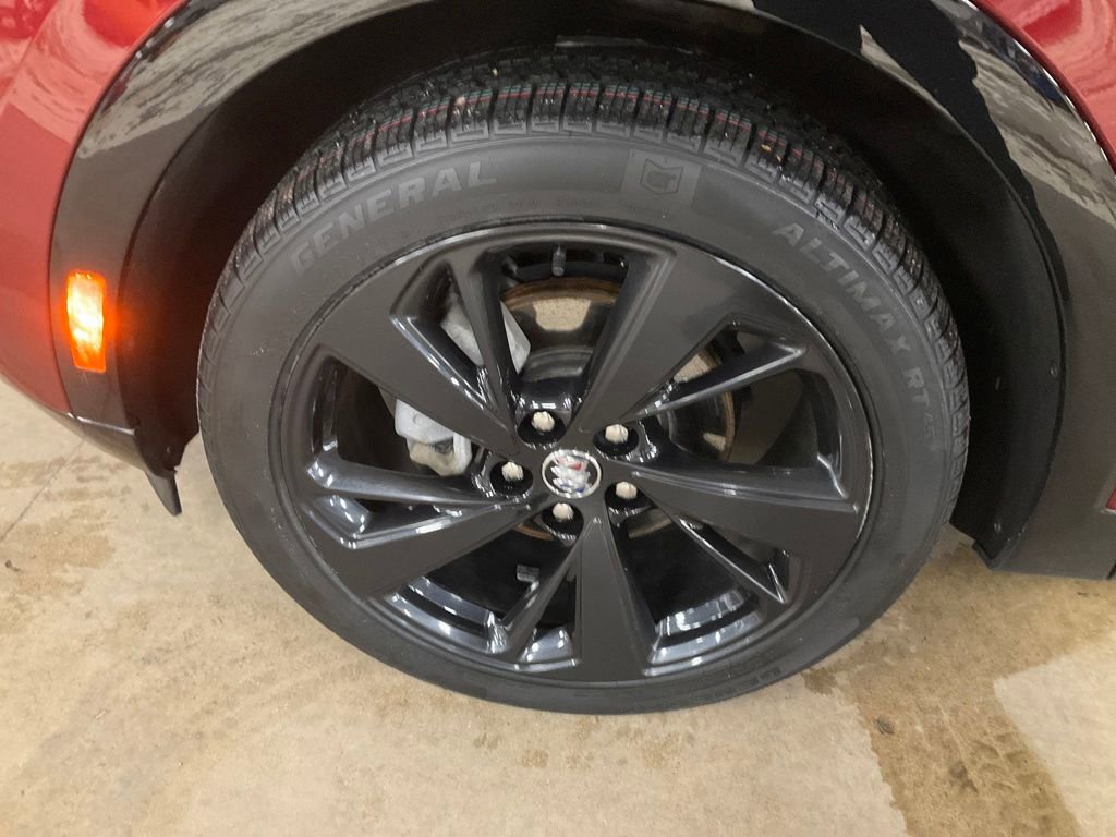 Certified 2023 Buick Envision Essence w/ Sport Touring Package image 28