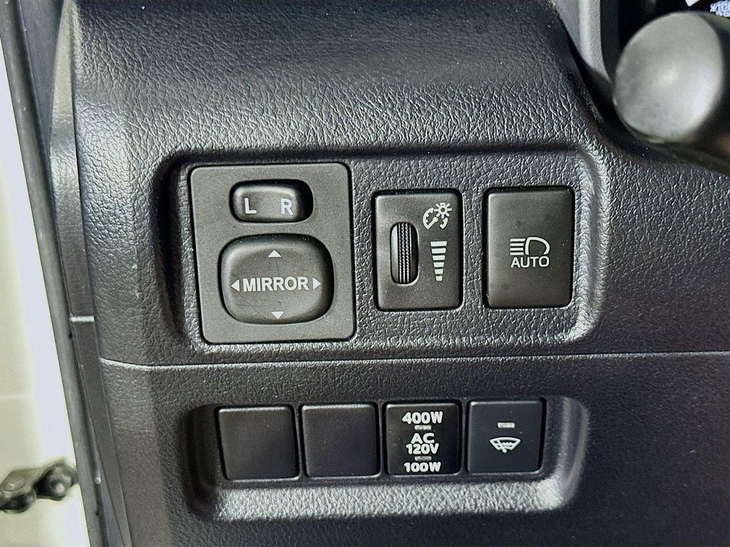 Used 2022 Toyota 4Runner SR5 Premium AWD/4WD image 21