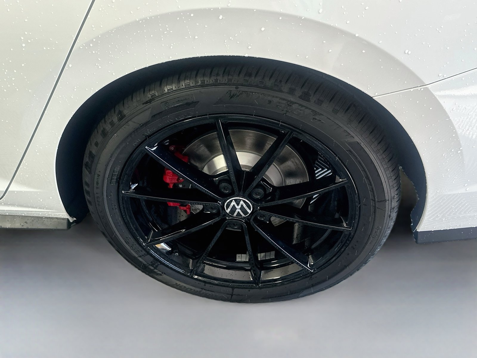 New 2027 Volkswagen Jetta GLI Autobahn FWD image 30
