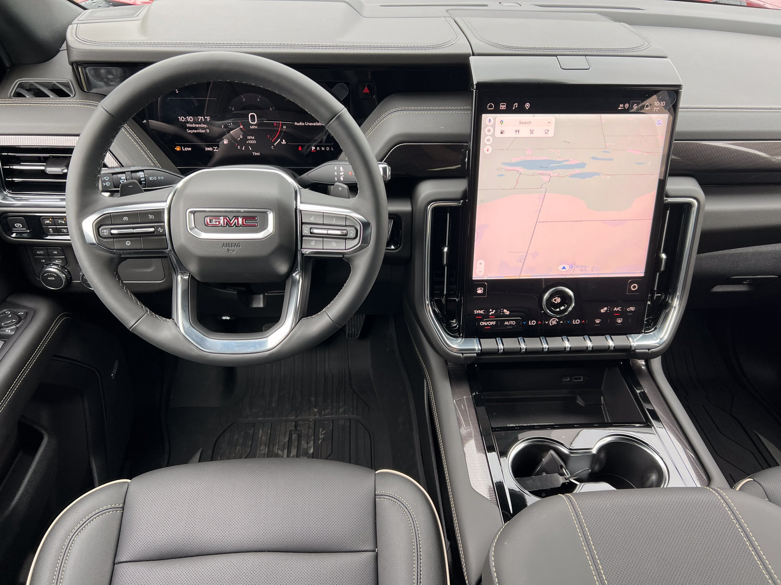 New 2026 GMC Yukon Elevation w/ LPO, Elevation Black Package AWD/4WD image 3