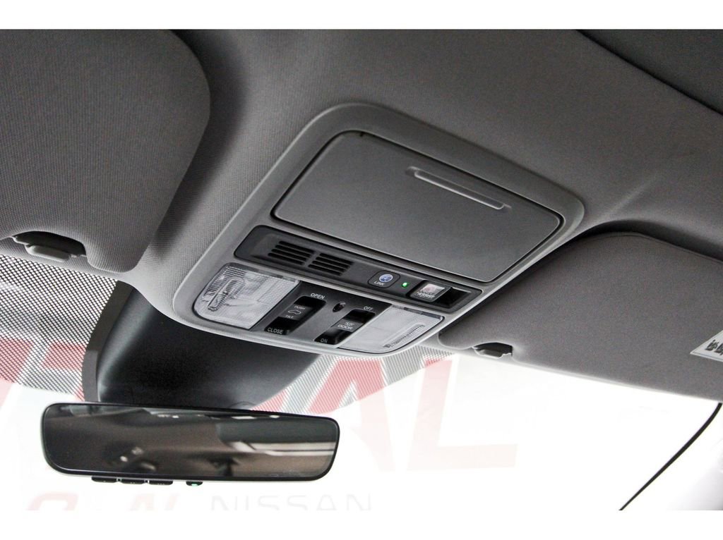 Used 2024 Honda Odyssey Touring image 24