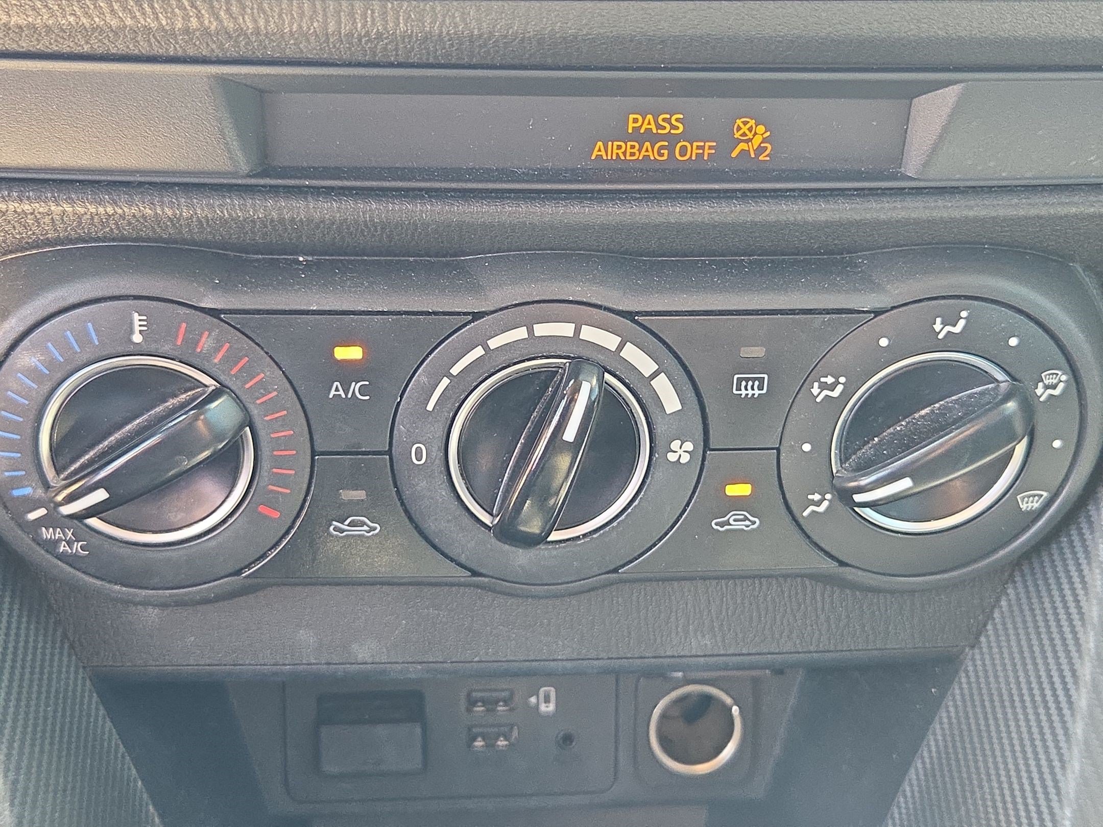 Used 2020 Toyota Yaris LE FWD image 20