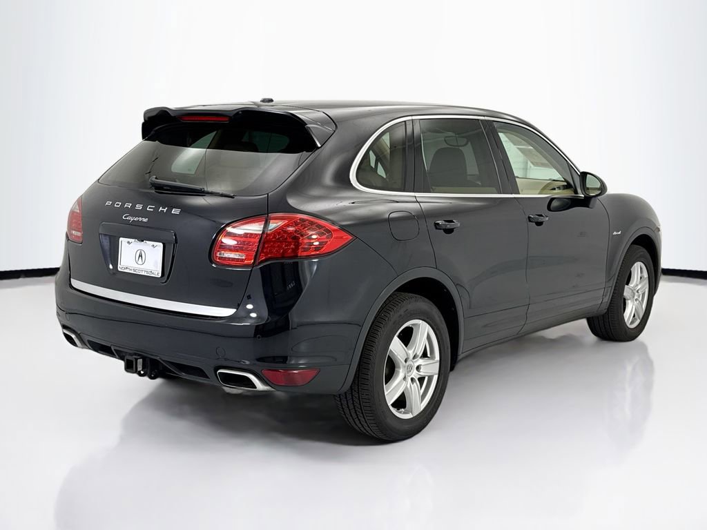 Used 2014 Porsche Cayenne Diesel AWD/4WD image 5
