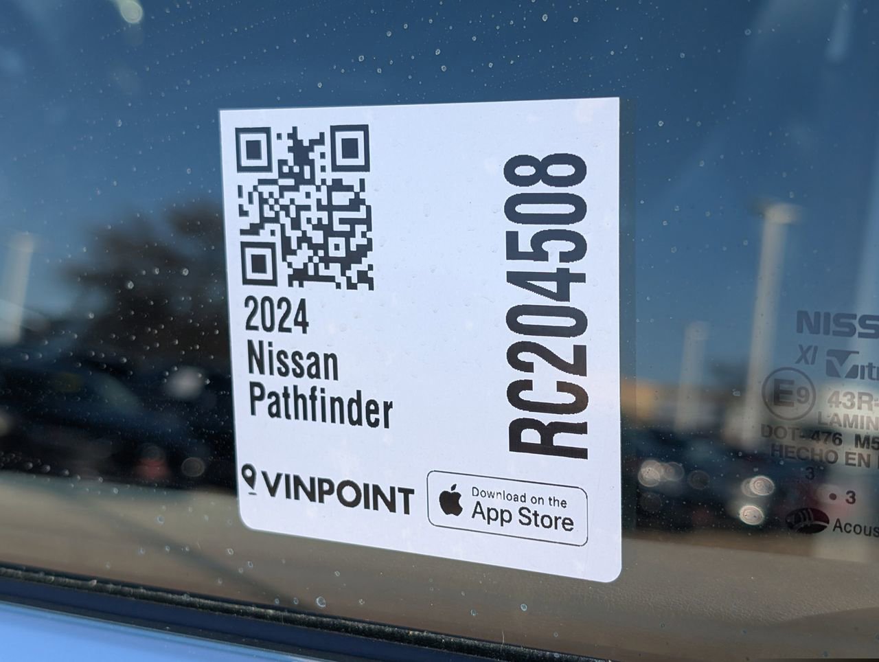 Certified 2024 Nissan Pathfinder SL w/ Black Appearance Package image 29