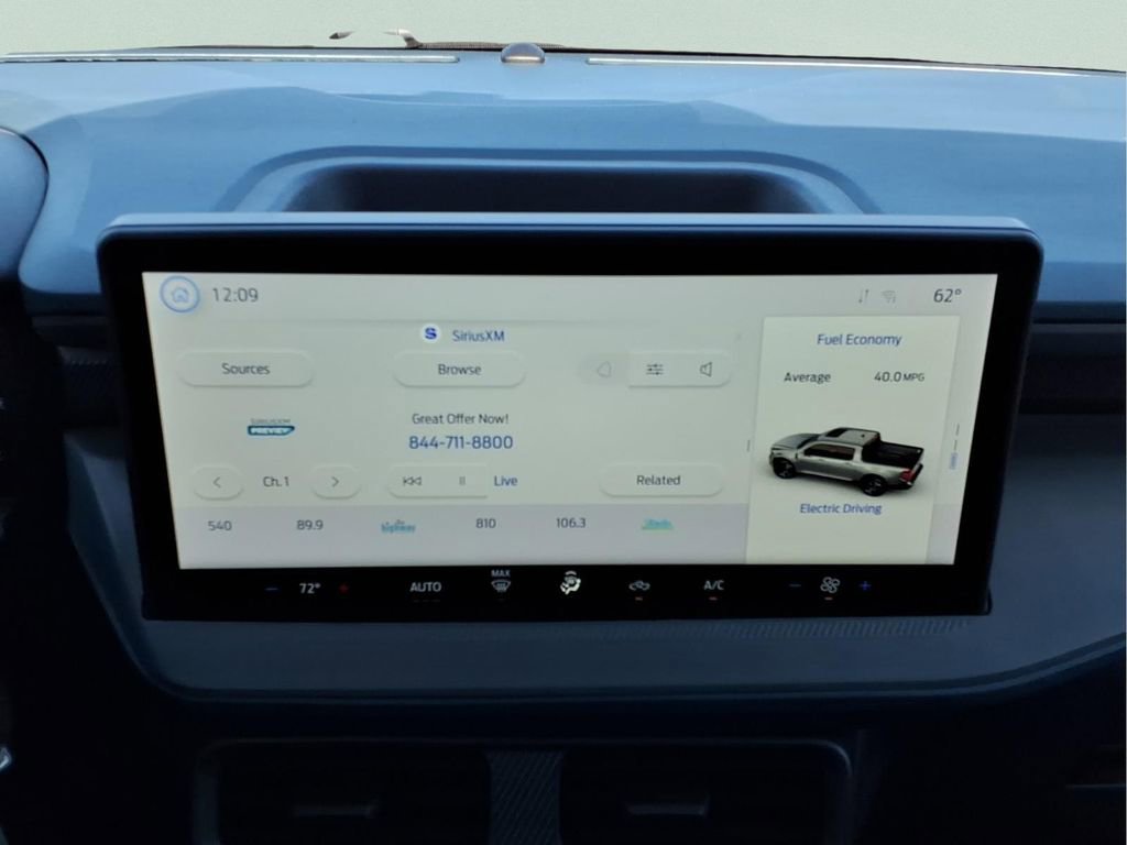 Used 2025 Ford Maverick XL image 21