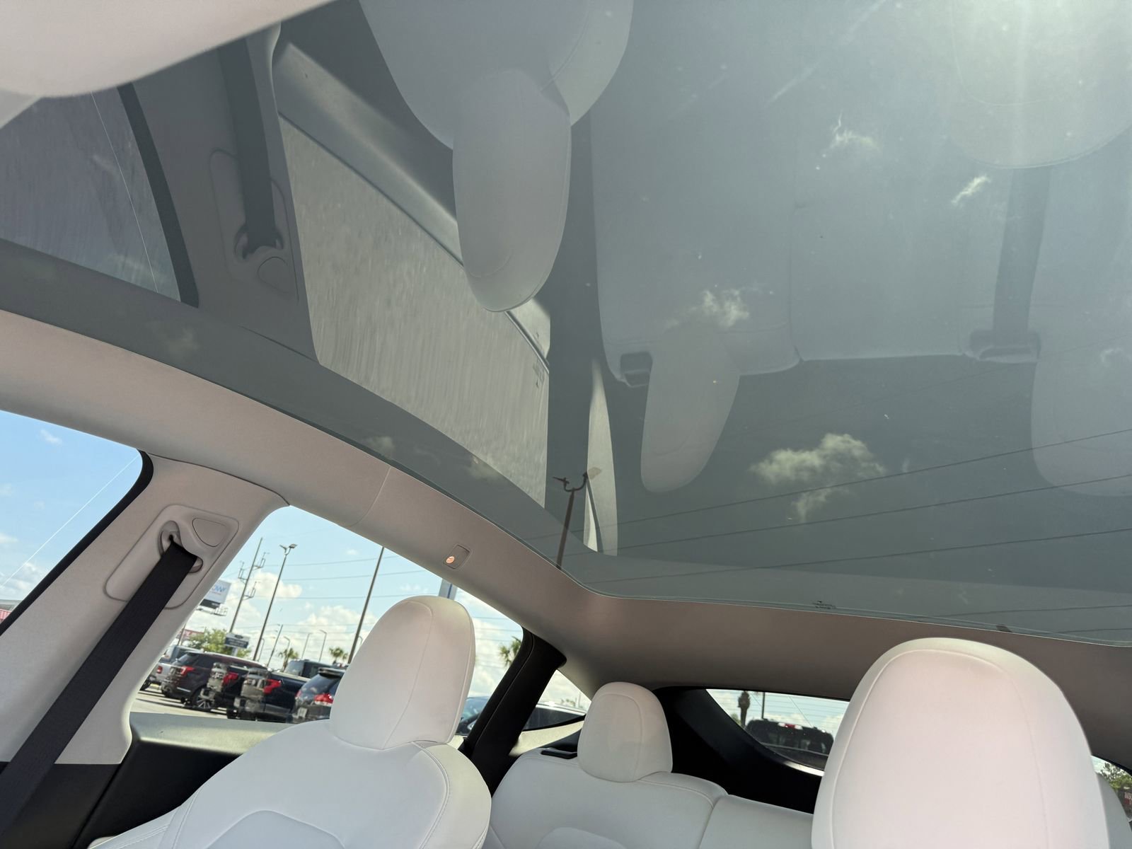 Used 2022 Tesla Model Y Long Range AWD/4WD image 20