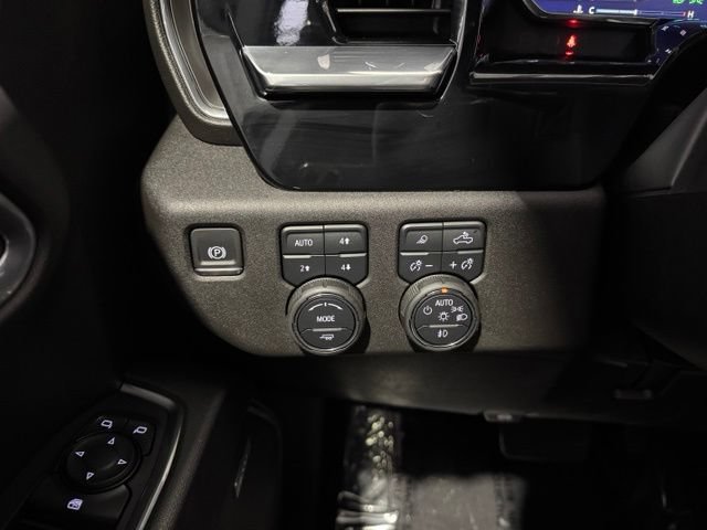 Used 2025 Chevrolet Silverado 1500 RST w/ RST All Star Premium Package AWD/4WD image 17