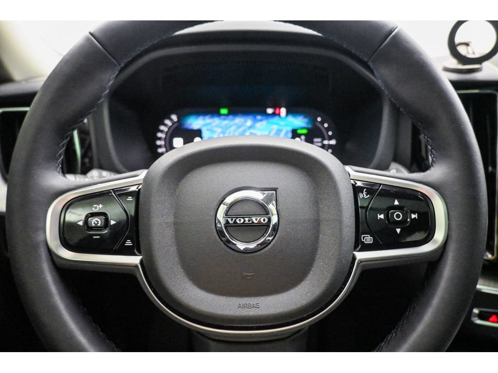 Used 2025 Volvo XC60 T8 Plus w/ Protection Package Premier AWD/4WD image 14