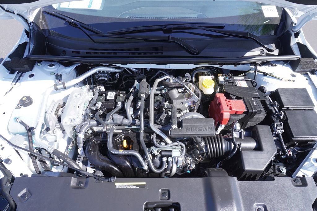 New 2026 Nissan Sentra SR w/ Floor Mat Package FWD image 7
