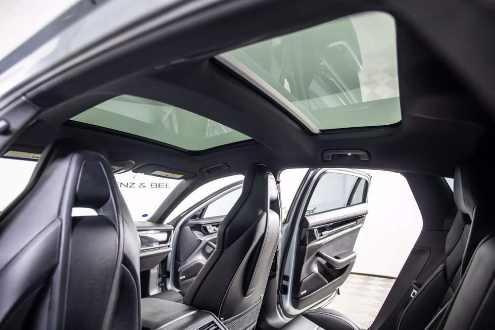 Used 2024 Porsche Panamera image 22
