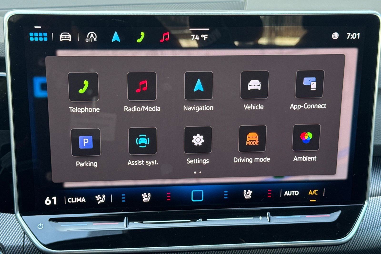 New 2025 Volkswagen GTI SE image 16