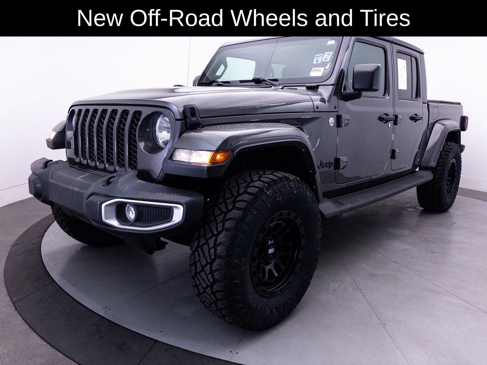 Used 2021 Jeep Gladiator Sport AWD/4WD image 11
