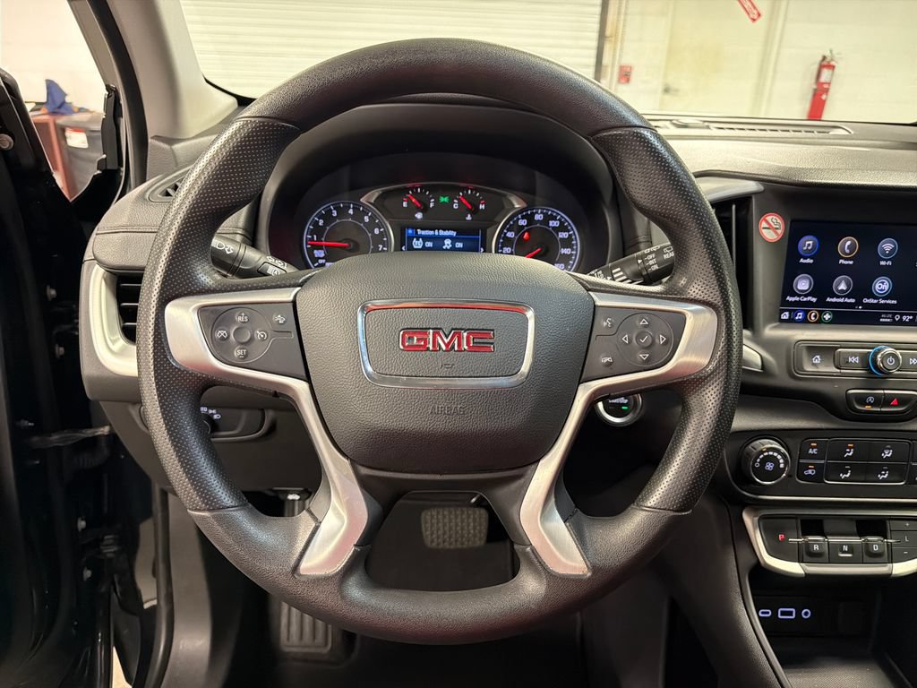 Used 2024 GMC Terrain SLE AWD/4WD image 28