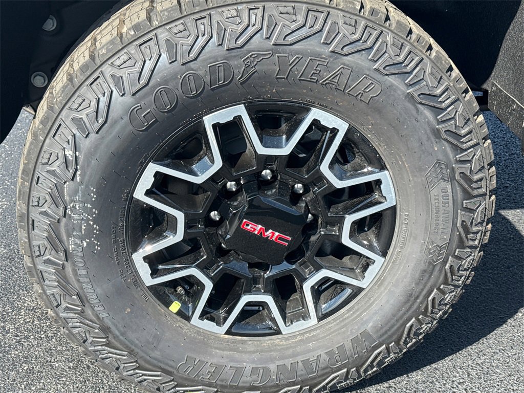 New 2026 GMC Sierra 2500 AT4X image 11