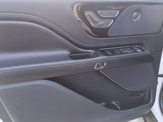 Used 2022 Lincoln Aviator Grand Touring AWD/4WD image 19