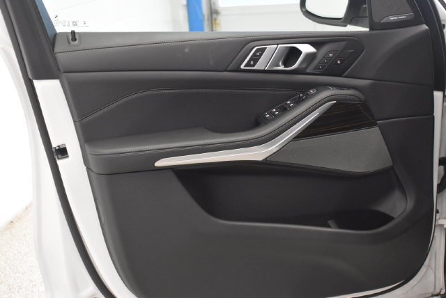 Used 2025 BMW X5 xDrive40i AWD/4WD image 20