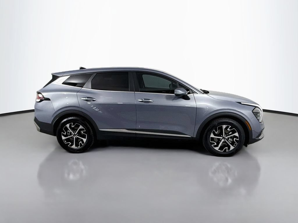 Used 2024 Kia Sportage EX FWD image 4