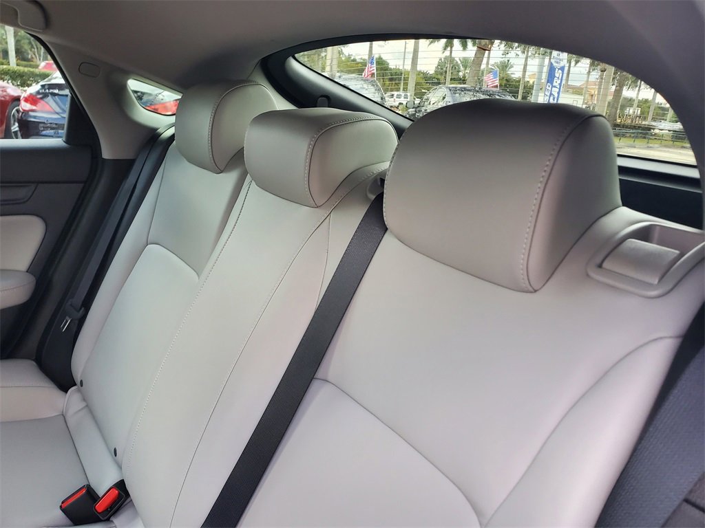 Used 2024 Acura Integra Base image 12