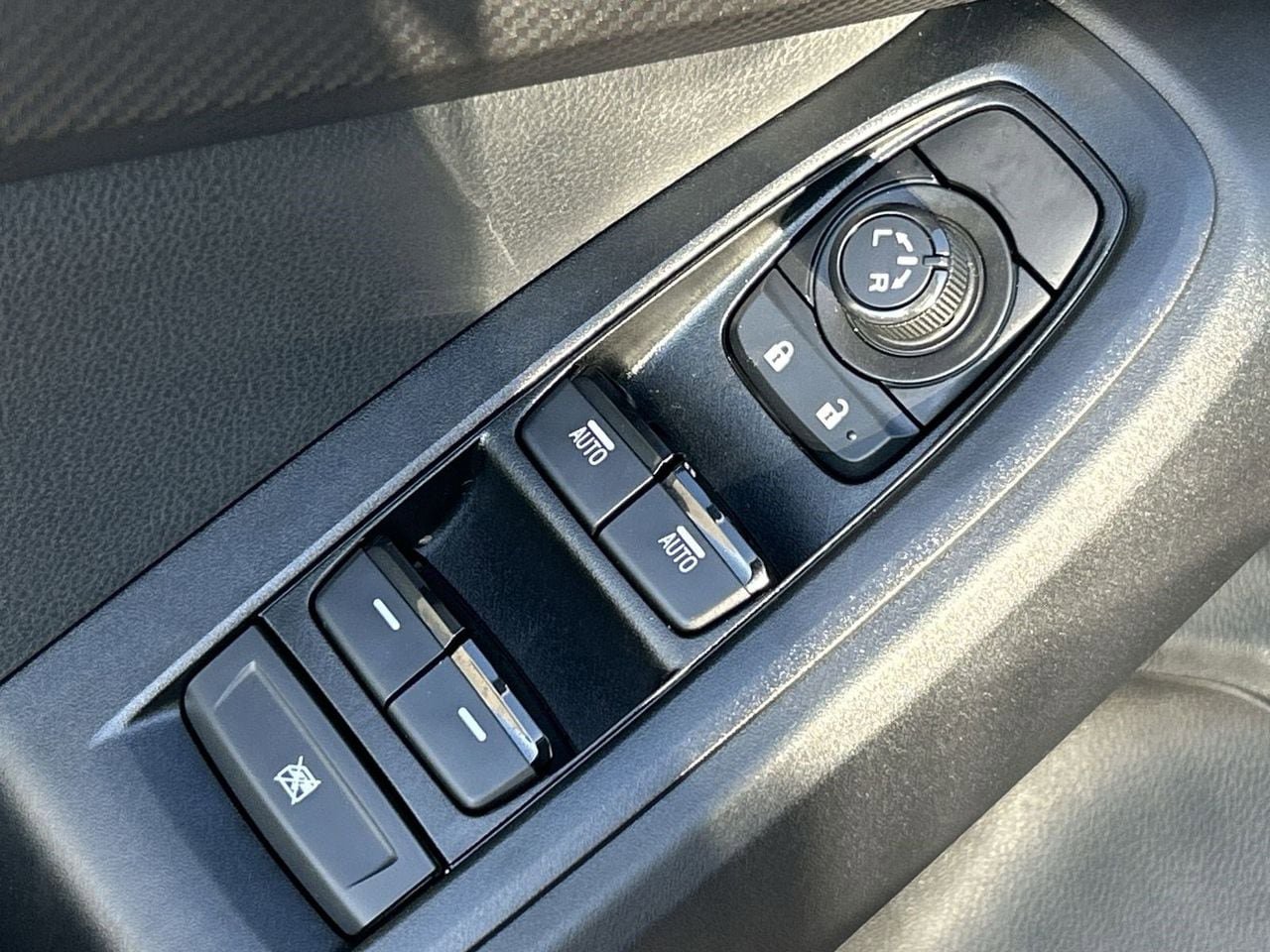 New 2026 Subaru Crosstrek 2.0i Premium AWD/4WD image 17