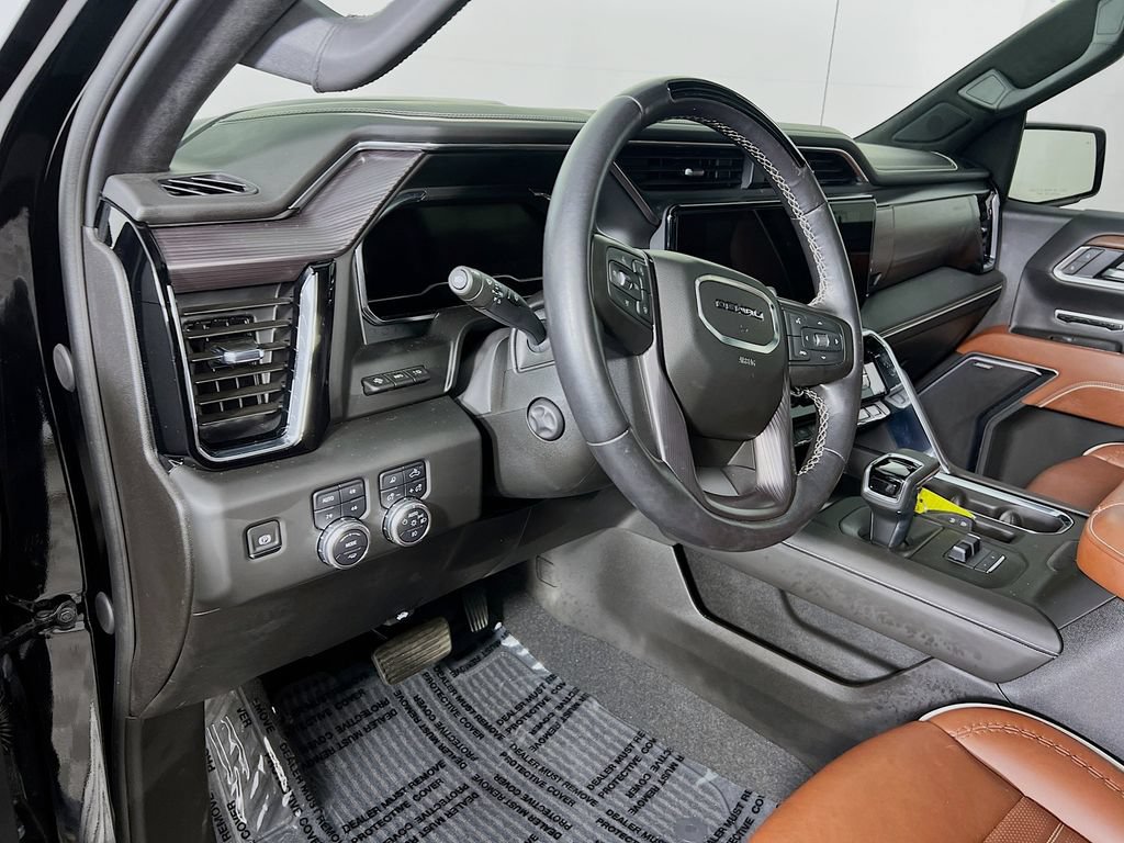 Certified 2025 GMC Sierra 1500 Denali Ultimate AWD/4WD image 7
