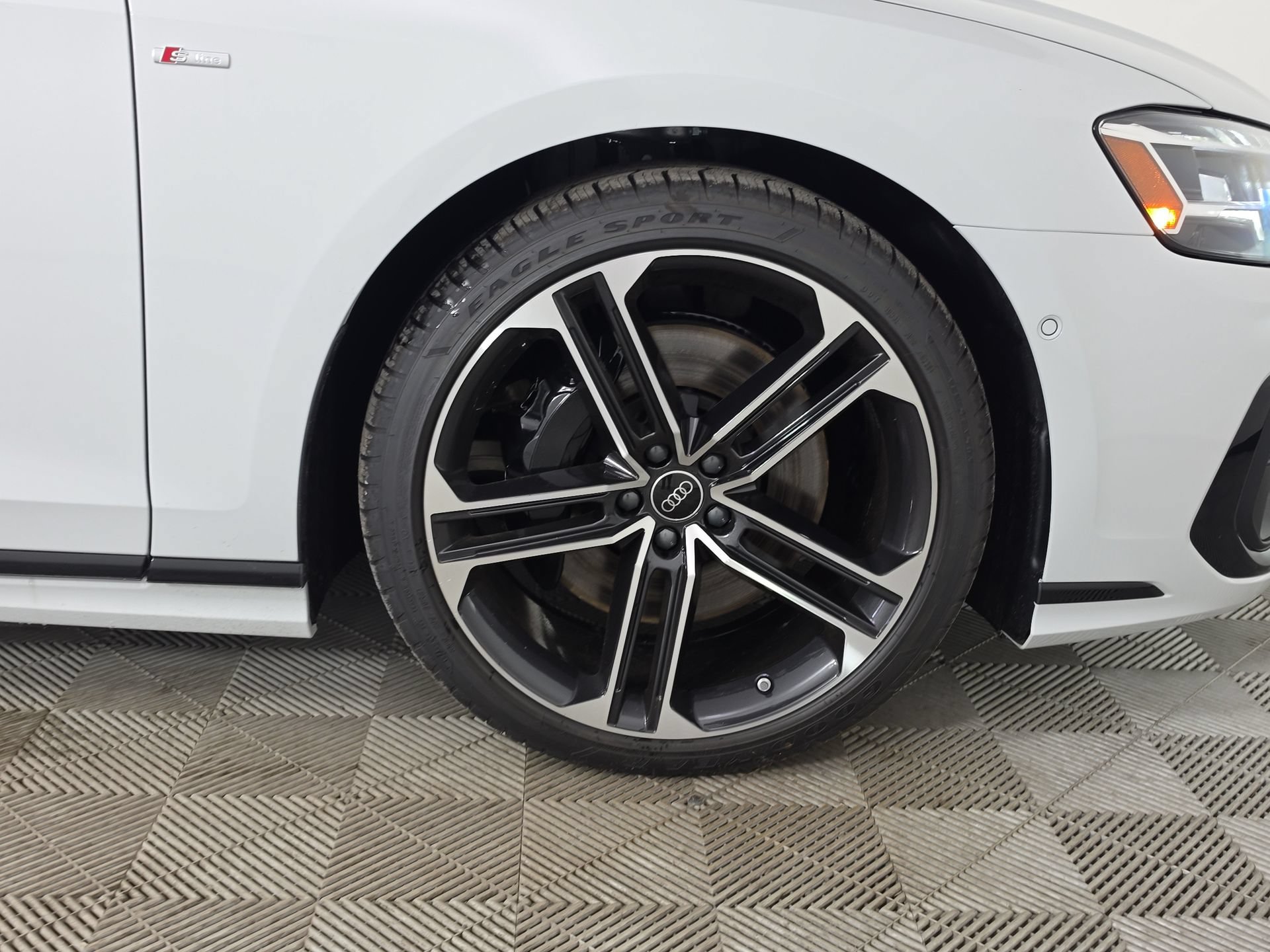 New 2026 Audi A8 L 3.0T AWD/4WD image 8