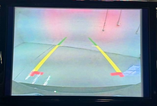 Used 2025 Chrysler Pacifica Select image 23