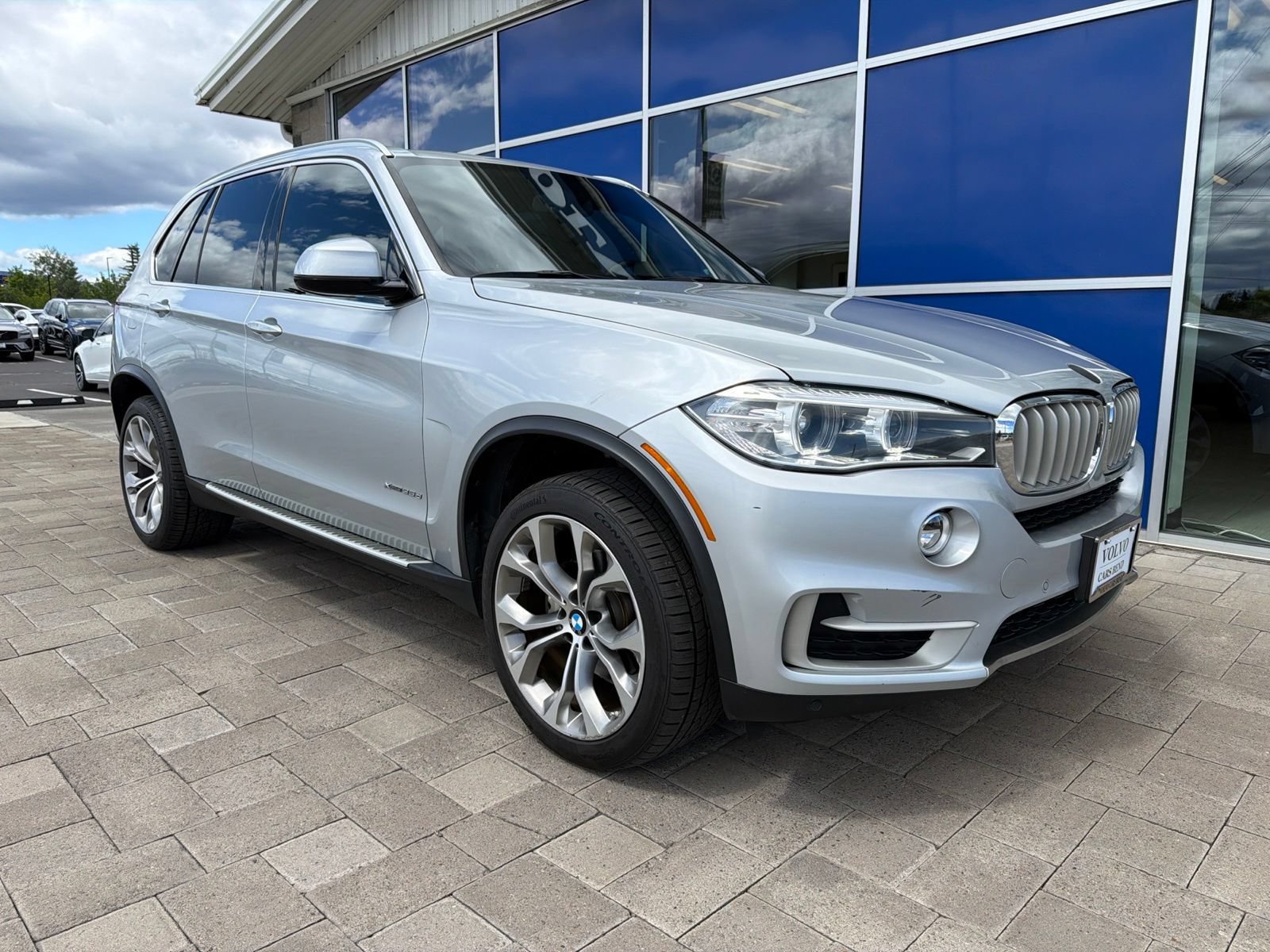 Used 2017 BMW X5 xDrive35d AWD/4WD image 2