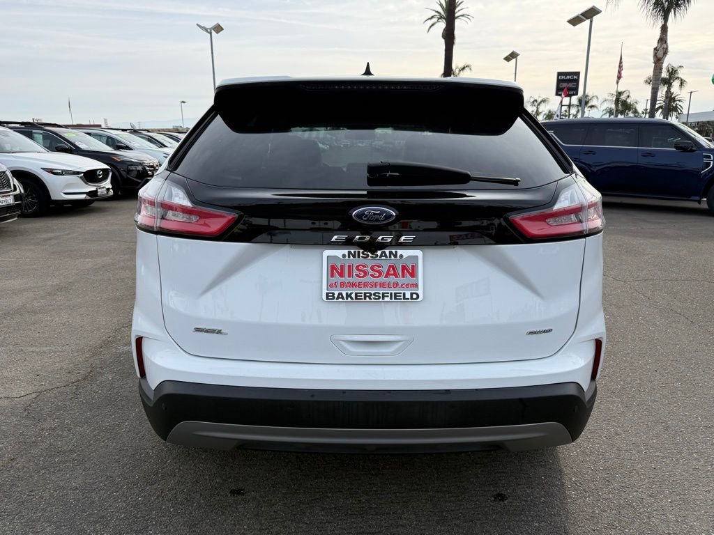 Used 2024 Ford Edge SEL image 5