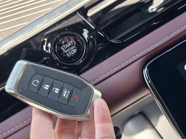 Used 2025 INFINITI QX80 Autograph image 22