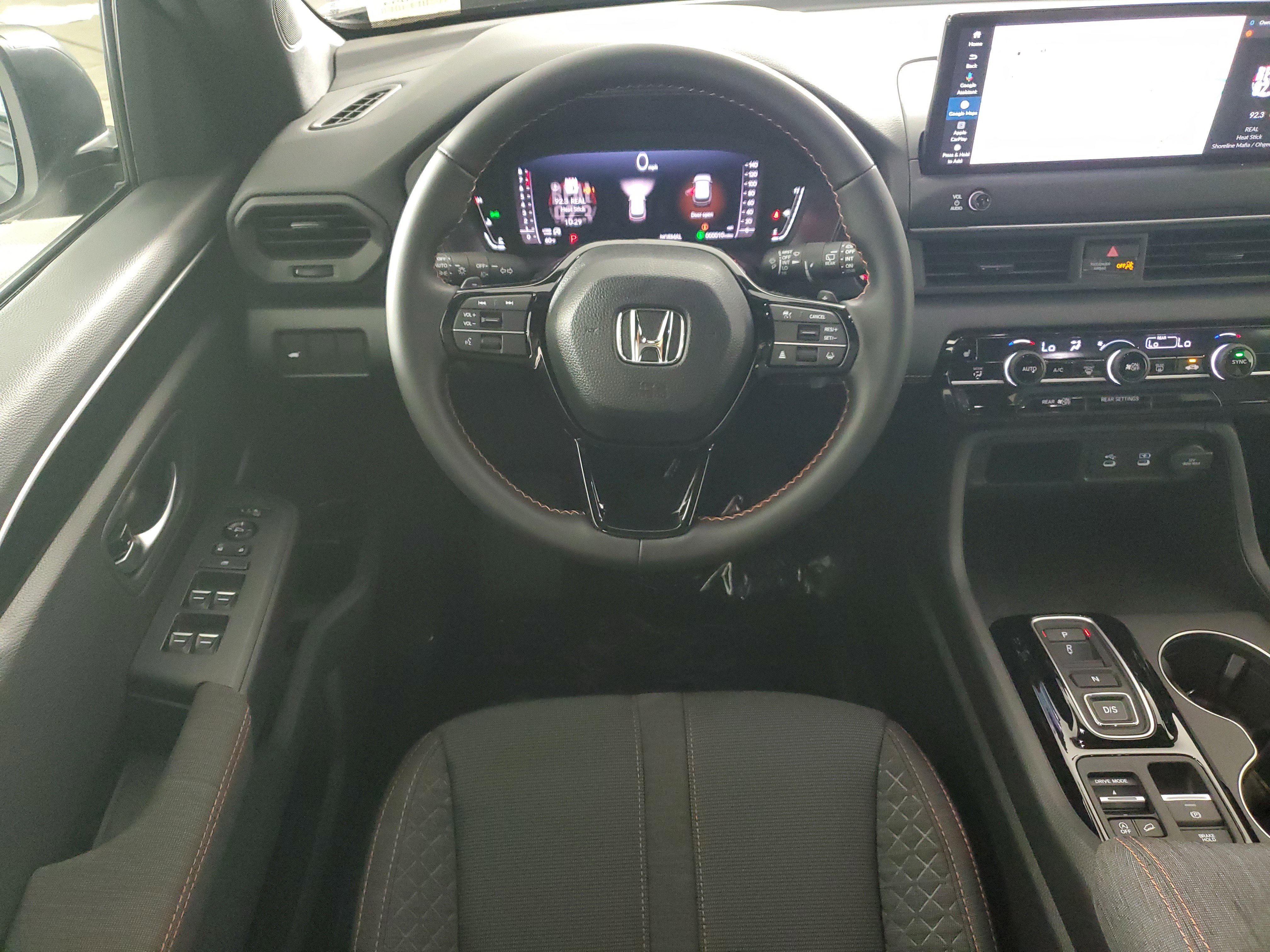 New 2026 Honda Pilot Sport image 14