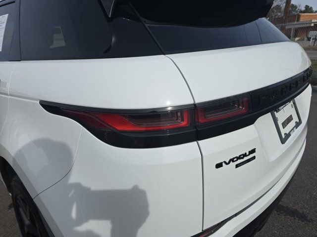 Used 2020 Land Rover Range Rover Evoque SE image 30