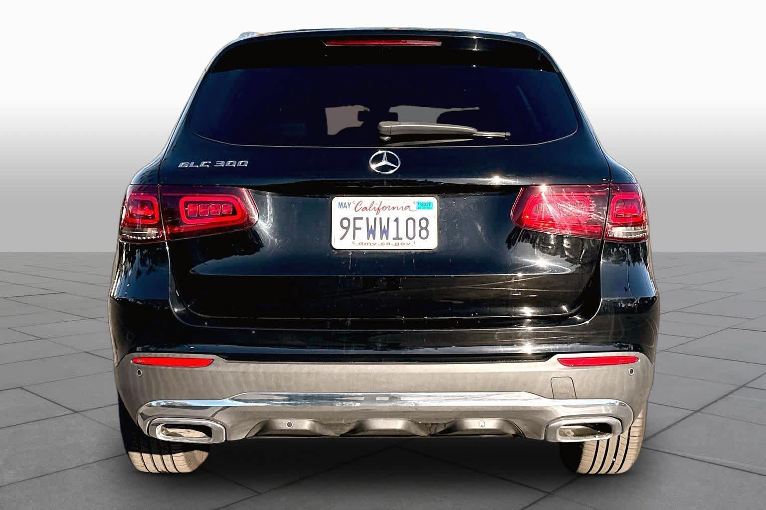 Used 2021 Mercedes-Benz GLC 300 image 4